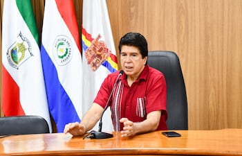 Hermenegildo Cohene, rector de la Universidad Nacional de Itapúa (UNI) ahora nombrado viceministro de Educación Superior