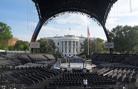 Cuadrilátero "La Garra" que albergará la velada de artes marciales mixtas el domingo 14 de junio con motivo del 80 cumpleaños del presidente de Estados Unidos, Donald Trump, en los jardines de la Casa Blanca, en Washington.