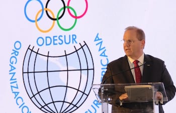 Camilo Pérez renunció a la presidencia de Odesur.