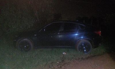 La camioneta que motivó el conflicto fue abandonada en Presidente Franco.