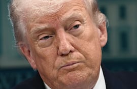 Casa Blanca desmiente posible uso de armas nucleares en Irán.