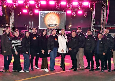 Equipo del Shopping Villamorra en el San Juan.