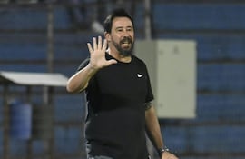Pablo Andrés Sánchez (63 años), entrenador de Olimpia.