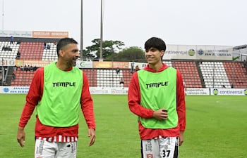 El histórico goleador Santiago Gabriel Salcedo González y su hijo Santiago Exequiel Salcedo Bernatto, ambos en filas del Sportivo San Lorenzo.