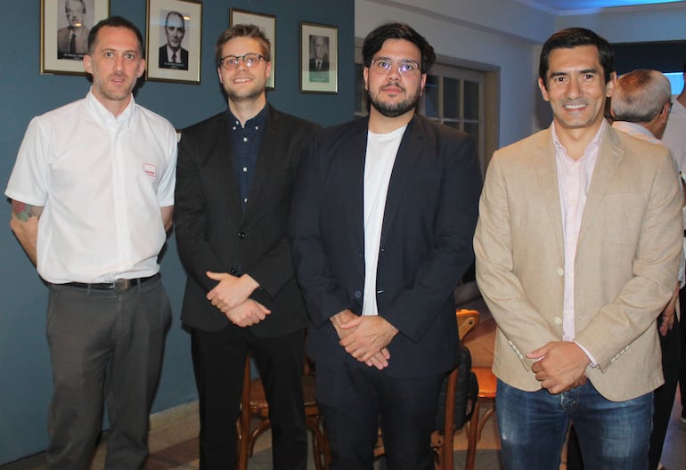 Emiliano Remonato, Johannes Walde, Enzo Calo y Enrique Valenzuela.
