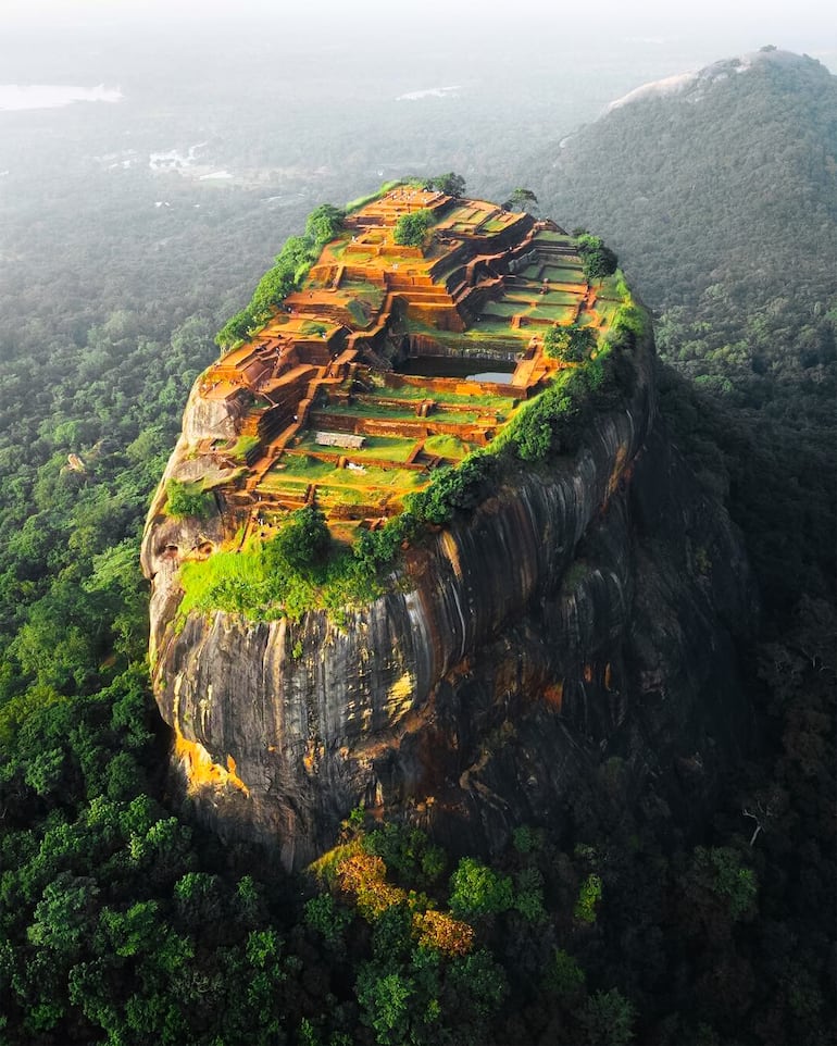 Sigiriya, Sri Lanka: la Roca del León.