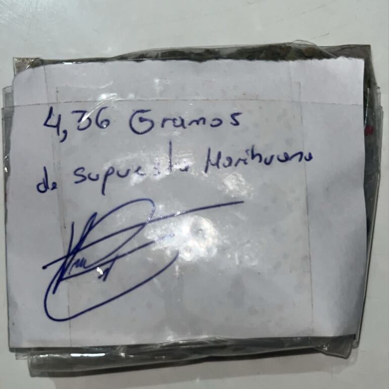 Detenido por ofrecer partes de una moto en Facebook Marketplace.