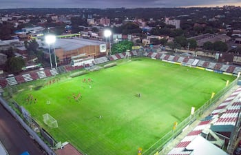 Estadio Gunther Vogel, de la Ciudad Universitaria albergará el duelo entre Sportivo San Lorenzo y Sportivo 2 de Mayo, que pondrá en marcha la novena ronda del torneo Clausura 2026.