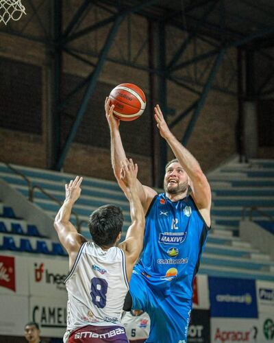 San José se impuso al Deportivo Amambay, el jueves.