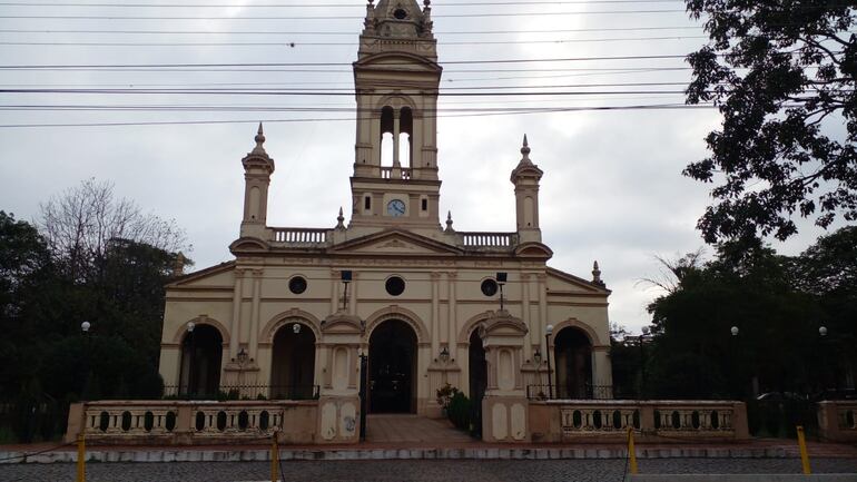 Otros de los trabajos que pretenden realizar es la renovación de la pintura de todo el edificio de la Iglesia Virgen del Rosario.