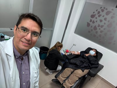 A pesar el feriado, se recibieron donantes voluntarios para la jornada de colecta de sangre.