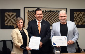 Laura Doldán, Jacinto Santa María y Juan José López.