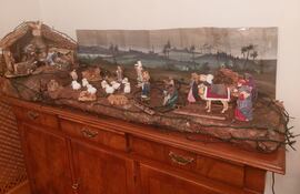 Armar el pesebre estando fuera del país, conlleva aún más emociones, aseguran los paraguayos en el mundo.