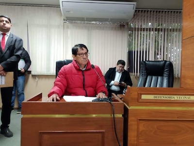 Atilio Viera es jefe de Museo del Jardín Botánico de Asunción, pero se desentiende del pésimo estado en que se encuentra el herbario.