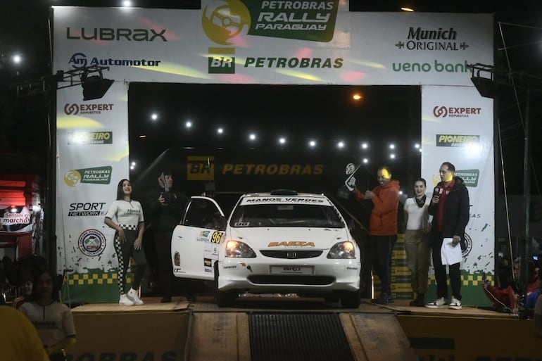 Nicolás Baeza, con el Honda Civic Type R EP3, comanda la tabla de posiciones en el certamen de la F2.