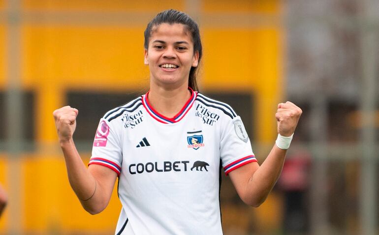 Dahiana Bogarín marcó un gol para Colo Colo.