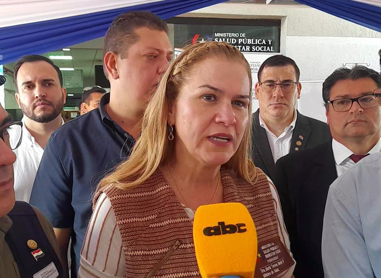 Dra. María Teresa Barán, ministra de Salud.