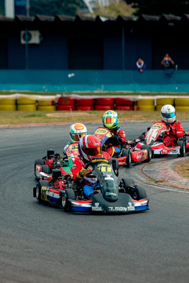 Nelson Segovia en una de las competencias del Senna Racing Day.