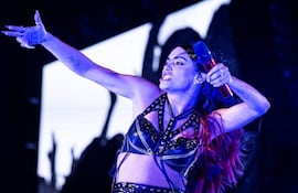 Personalidades de la cultura y la política se solidarizaron este viernes con la popular cantante argentina Lali Espósito tras ser acusada por el presidente Javier Milei de enriquecerse “a costa del hambre de los chicos (niños)”, por su actuación en festivales con subvención estatal.