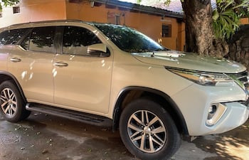 La camioneta Toyota Fortuner robada que tenía como depositario judicial el policía de Antinarcóticos José Antonio Grance y que ahora desató el escándalo en la Fiscalía y Poder Judicial.