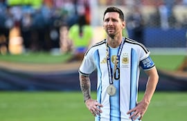 Lionel Messi (39 años), apesadumbrado tras la derrota de Argentina contra España en la final del Mundial 2026.