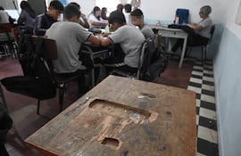 La gratuidad puede ser utilizada para reparación o mantenimiento del mobiliario escolar (gastos corrientes).