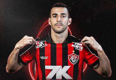 Raúl Cáceres retorna a Olimpia tras militar últimamente en el Vitória de Salvador, Bahía.