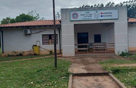 Desconocidos hurtan equipos informáticos y electrodomésticos de la USF en Barrio San Pedro.