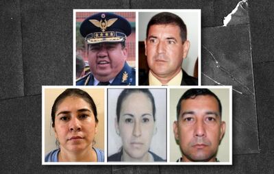 Estos son los militares detenidos en el operativo Dakovo: general del Aire Arturo González (excomandante de la Fuerza Aérea); general de División Jorge Antonio Orué (exdirector de la Dirección de Material Bélico); capitana Josefina Cuevas (exJefa de División de Importación de Dimabel); Tte. 1° Cinthia Turro (exasesora jurídica del Registro Nacional de Armas) y el coronel Bienvenido Santiago Fretes (exdirector del Registro Nacional de Armas).