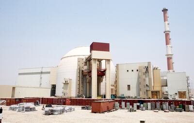 Imagen de archivo de la planta nuclear de Bushehr en el sur de Irán. La República Islámica anunció el lunes que había superado el límite de uranio enriquecido que había pactado no superar.