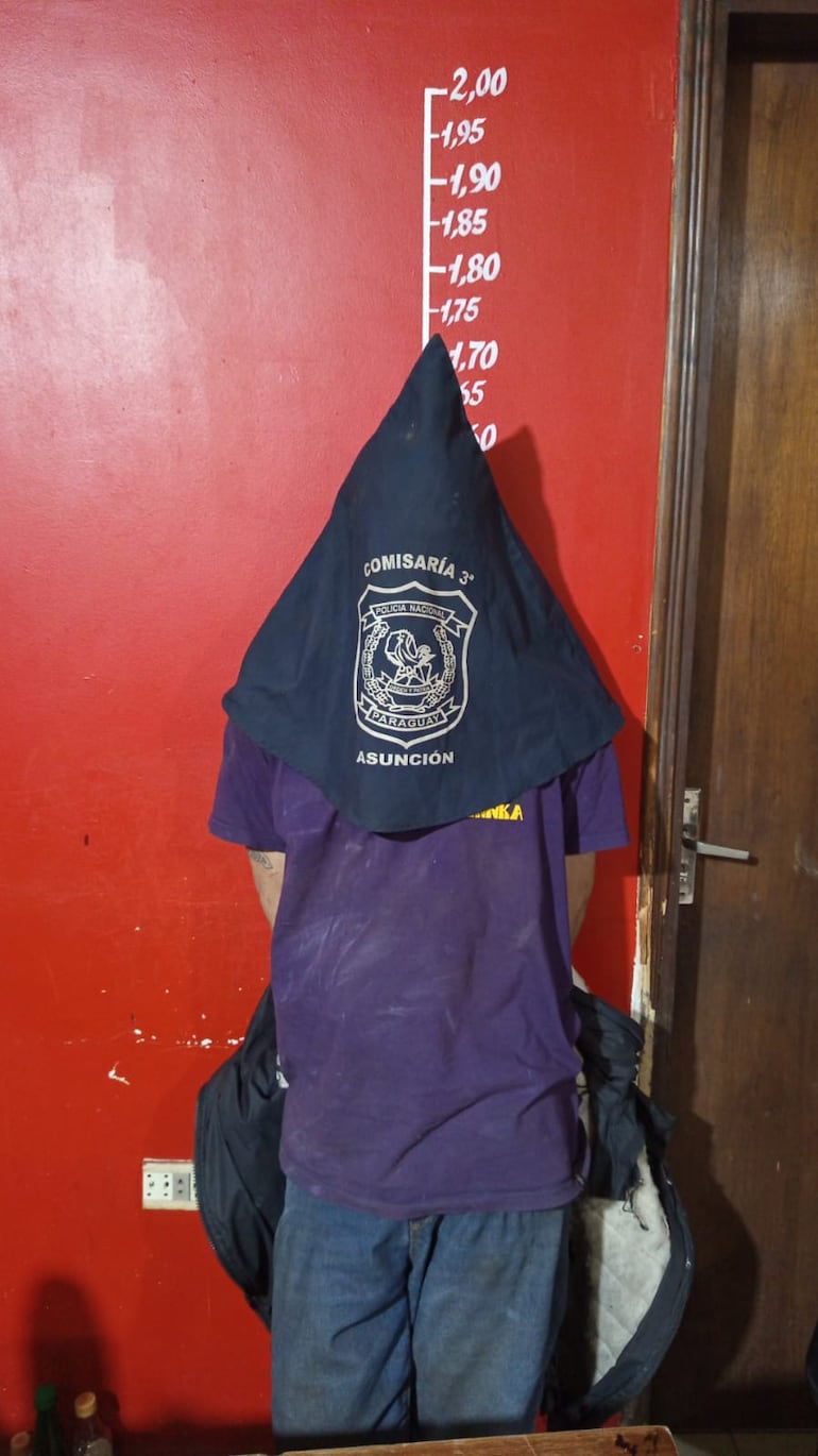 El detenido cuenta con frondosos antecedentes policiales.
