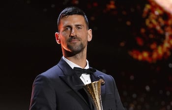 El tenista serbio Novak Djokovic recibió el premio Globe Sport Awards, un nuevo trofeo creado para reconocer a la excelencia en diversas disciplinas.