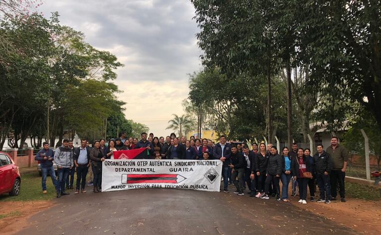 Docentes de Borja replicaron la medida de fuerza.