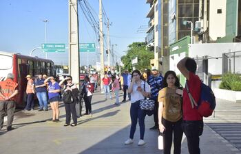 La población del Paraguay crecerá en menor ritmo en los próximos años según estimaciones del INE.