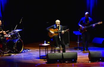 Toquinho en Paraguay.