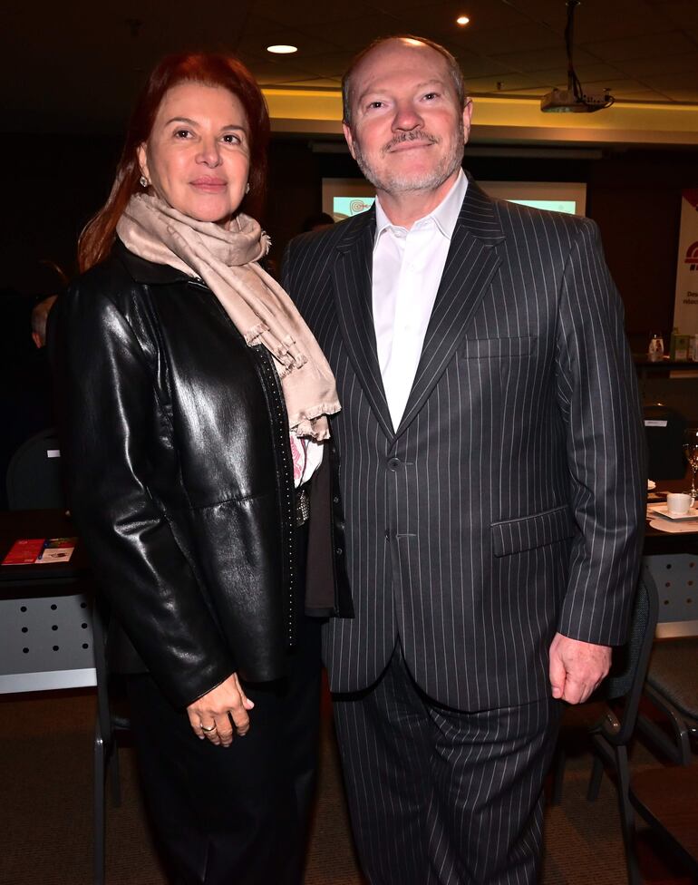 Rosa de Ismachowiez y Walter Ismachowiez.