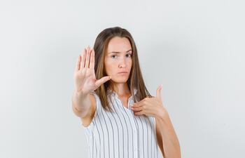 Debemos fortalecer nuestros mecanismos de defensa mental, para respetarnos a nosotros mismos y que nos respeten.