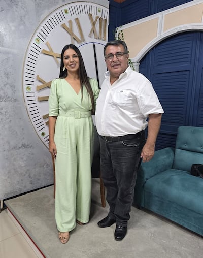 Leticia Lezcano junto a su padre el intendente Aldo Lezcano, denunciado por acoso sexual.