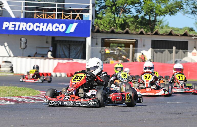 Ignacio Ayala se quedó con la victoria en la categoría Escuelita.
