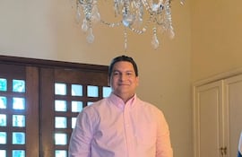 El autor José Zalazar presentará hoy su libro "El Mentor".