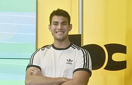 El olímpico Javier Andrés Insfrán Torres (18/9/1999) en los estudios de ABC Cardinal, donde comentó sobre sus experiencias y brindó importantes aspectos sobre el deportista de alto rendimiento.