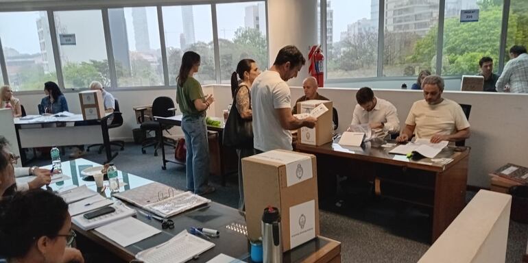 Argentina elecciones legislativas consulado Asunción Paraguay