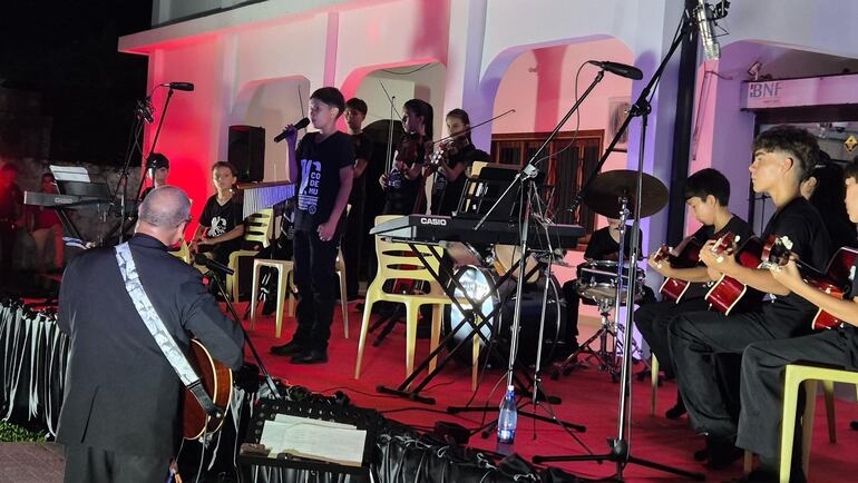 Integrantes del Conservatorio Departamental de Música.