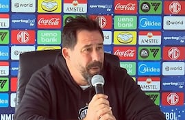 Pablo Andrés Sánchez (53 años), director técnico argentino de Olimpia.