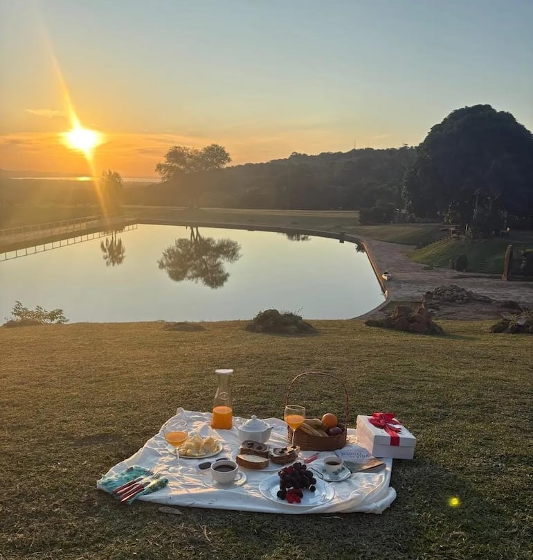 El picnic es una actividad que se disfruta en El Escondido, rodeado de naturaleza y tranquilidad.
