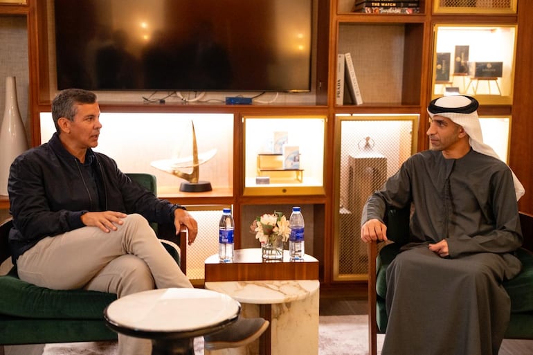 Peña cumple nueva gira internacional en Dubai