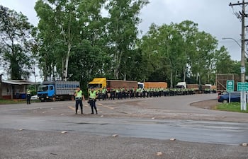 Camioneros logran acuerdo provisorio con Dinatran, pero paro continúa en el cruce Villarrica–Paraguarí