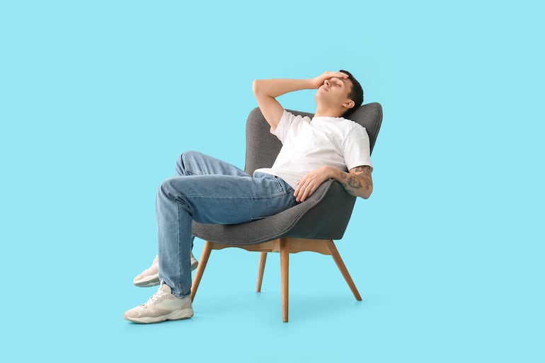 Concepto de burnout, sobrecarga mental, ansiedad, rumiación, cansancio.