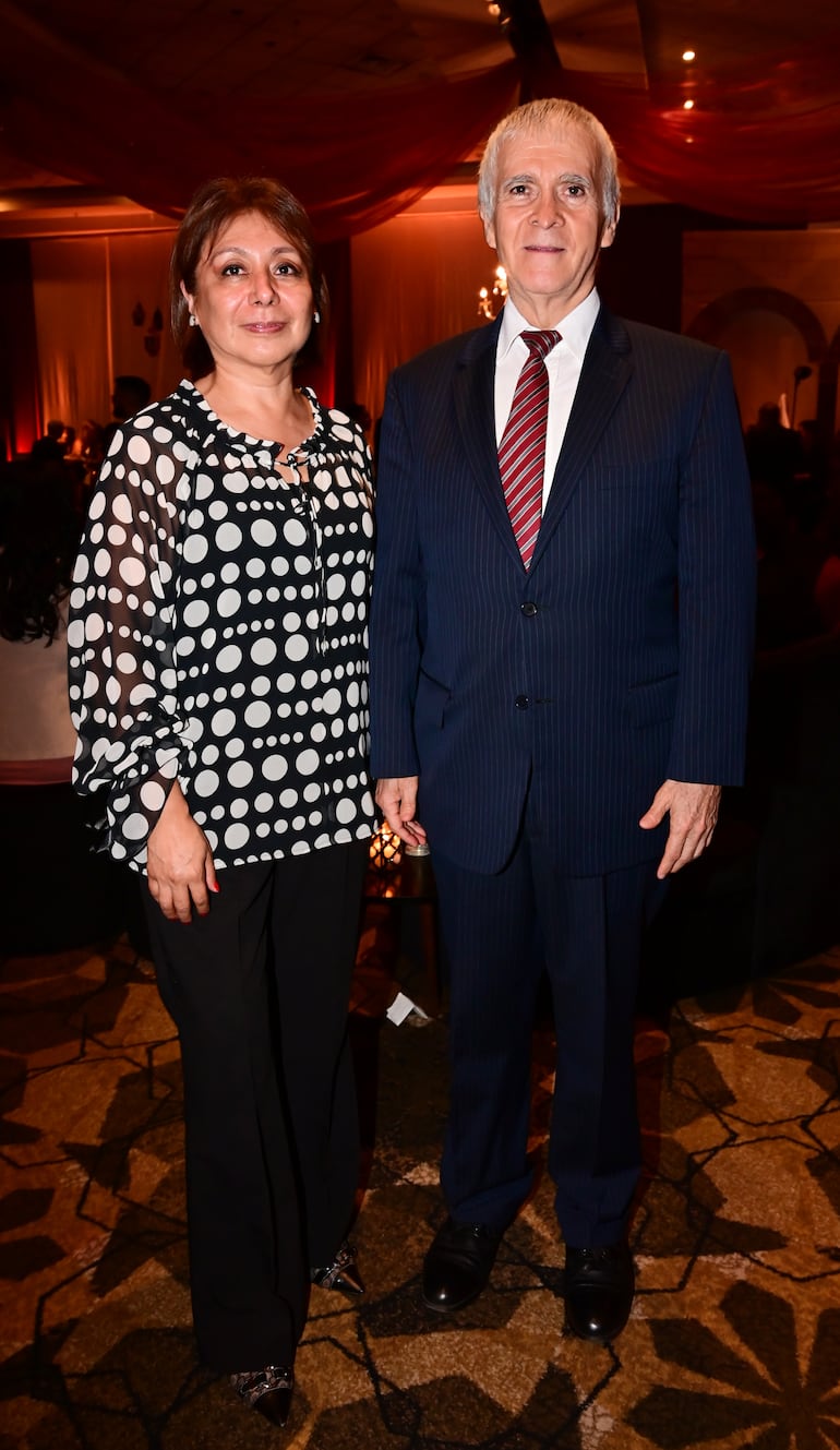 VARIAS COBERTURAS PARA SOCIALES. FOTOGRAFO SILVIO ROJAS. 11-12-2025