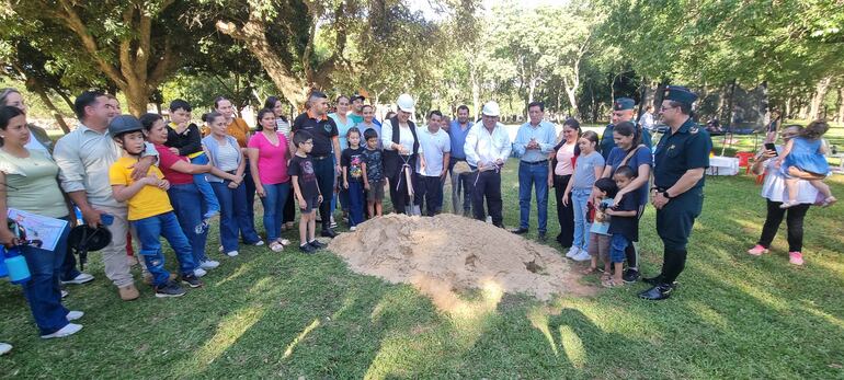 Inician construcción del Centro de Rehabilitación de Equinoterapia en  San Juan Bautista, Misiones